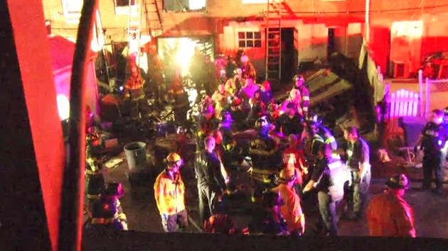 2 firefighters dead, others injured in Wilmington house fire