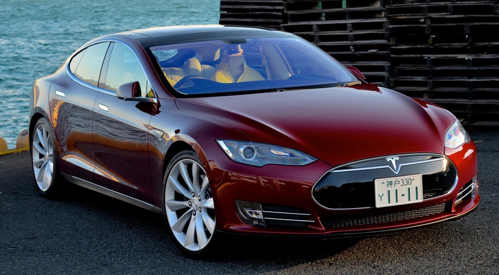 Tesla_Model_S_Japan_trimmed Tesla Upgraded Their Radar To Prevent Another Fatal Model S Crash From Happening