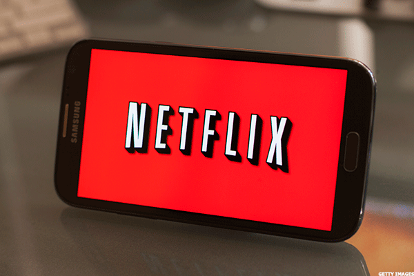 21st Century Fox sues Netflix for poaching employees