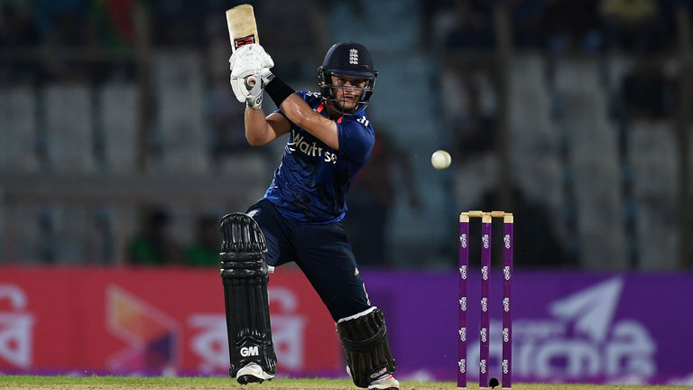 Ben Duckett hits out on his way to 63 off 68 balls at Chittagong