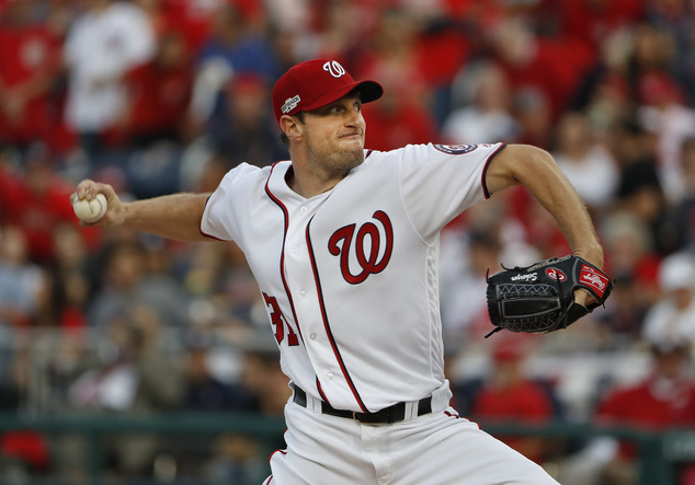 Washington Nationals starting pitcher Max Scherzer works against the Los Angeles Dodgers during the first inning