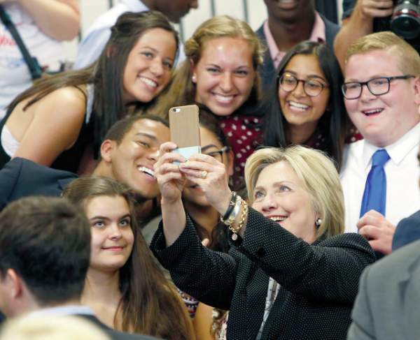 Texans Head to Polls on Monday as Early Voting Begins