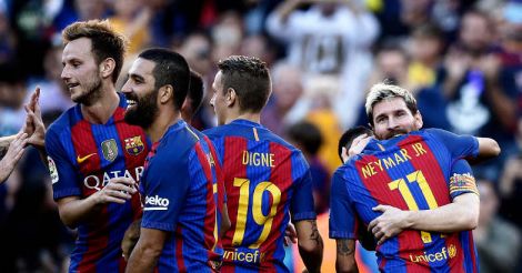 Returning Messi on target as Barca hammer Deportivo