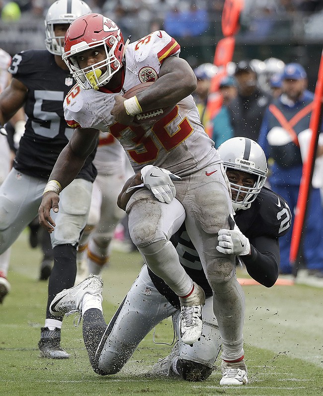 Raiders CB Sean Smith downplays matchup against former team