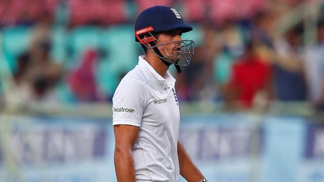 Alastair Cook falls to final delivery as India stay on top