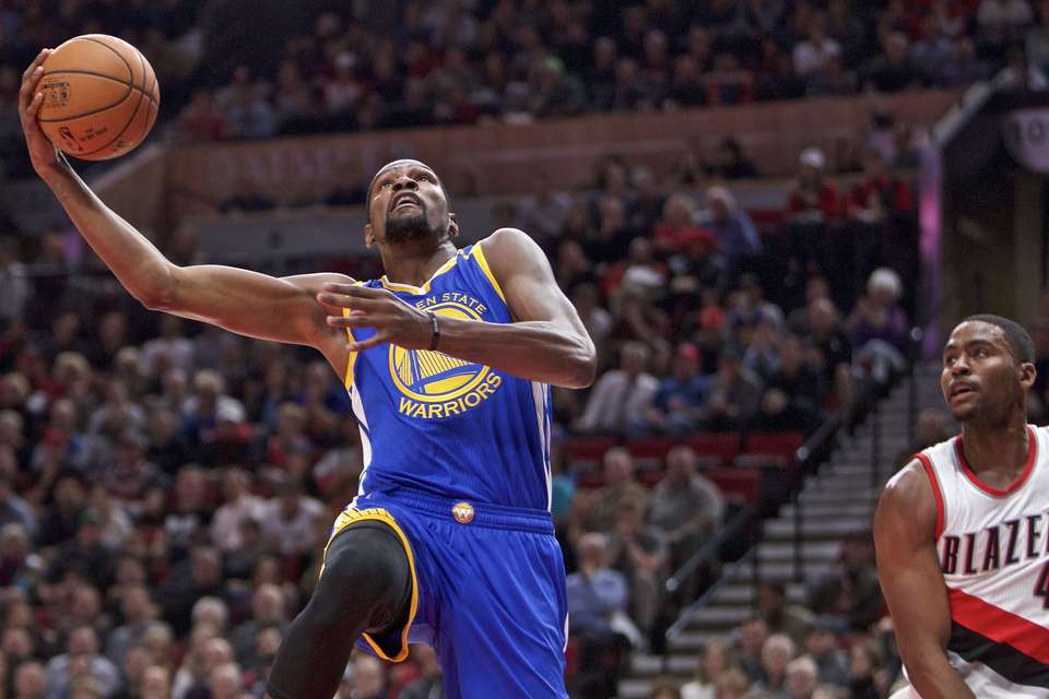 Durant tries to downplay reunion with OKC