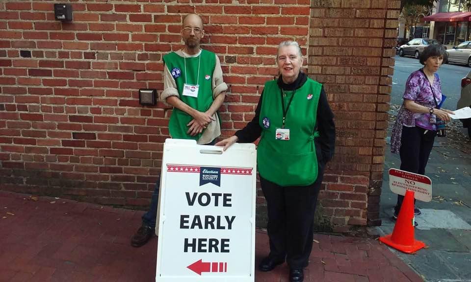 Poll workers Joe Sheridan and Donner Lohnes