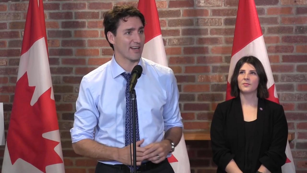 Justin Trudeau encourages youth to get into computer programming