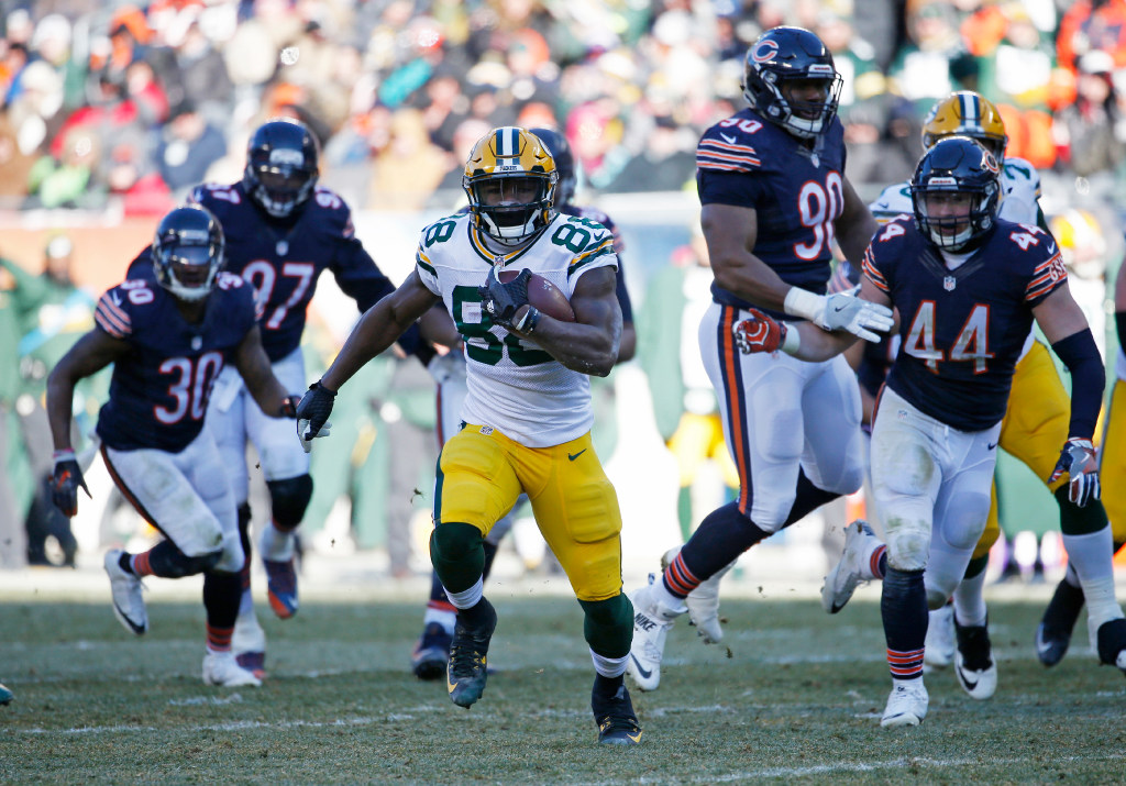 Packers running back Ty Montgomery breaks loose vs. the Bears