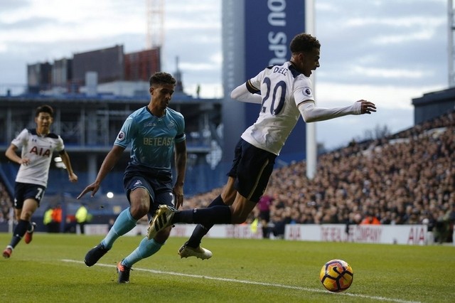 We practised diving in Argentina’ Tottenham manager Mauricio Pochettino admits