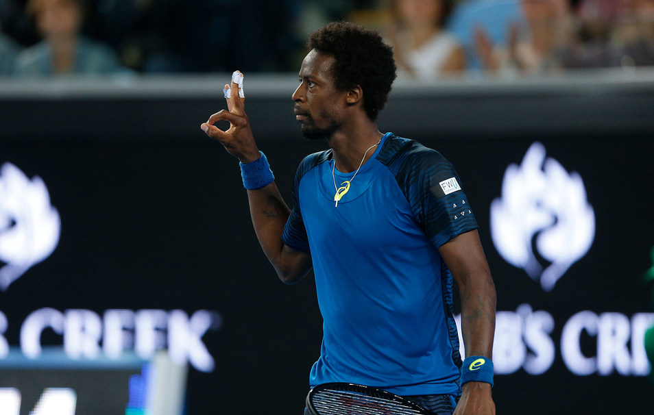 Gael Monfils v Philipp Kohlscreiber Day 6 R3 21 January 2017