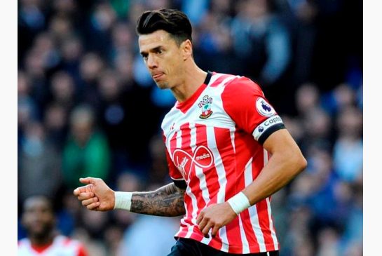 Southampton's Jose Fonte runs during the English Premier League soccer match between Manchester City and Southampton at the Etihad Stadium in Manchester England. West Ham has signed defender Jose Fonte