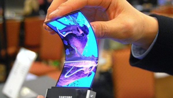 A prototype of that foldable Samsung smartphone could hit MWC