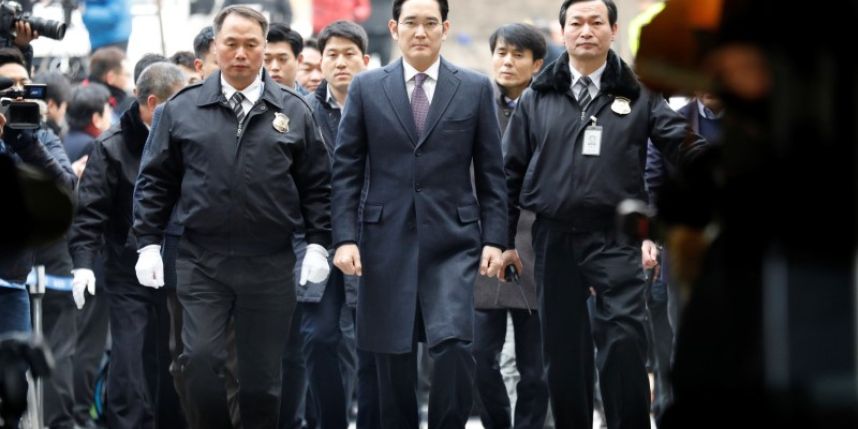 South Korea prosecutor says secured additional evidence against Samsung chief