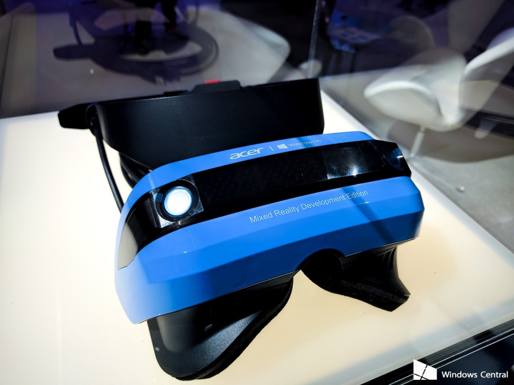 Microsoft has an ambitious plan to compete with PlayStation VR — and it could mean big things for the Xbox