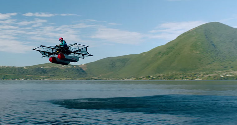 Watch Here's the Google-backed 'flying machine&#39