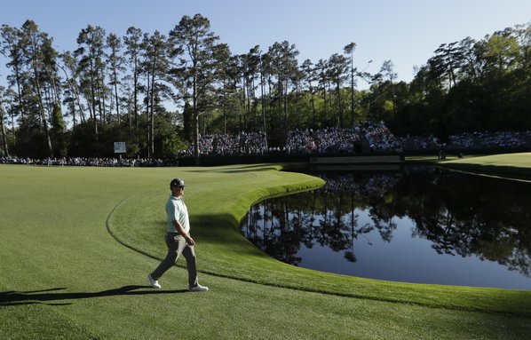 Fowler sits 3rd at Masters: 'Right where I'm supposed to be'