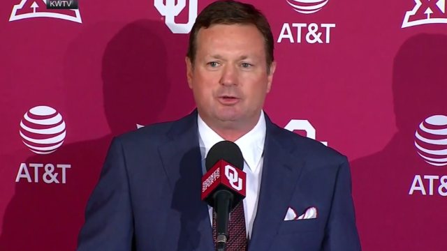 Bob Stoops Stunningly Announces Resignation as Oklahoma Football Coach