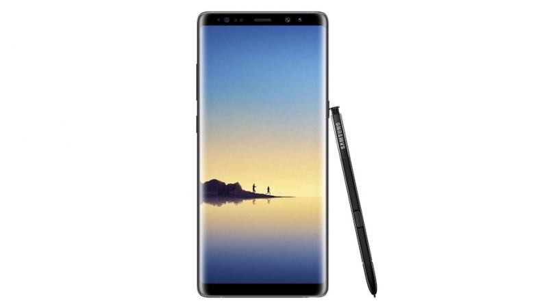 Corroborating previous leaks the Galaxy Note 8 comes with a 6.3-inch Super AMOLED quad HD display with 2960 x 1440 pixel resolution. The display is similar to the Galaxy S8 but in a less curvy form