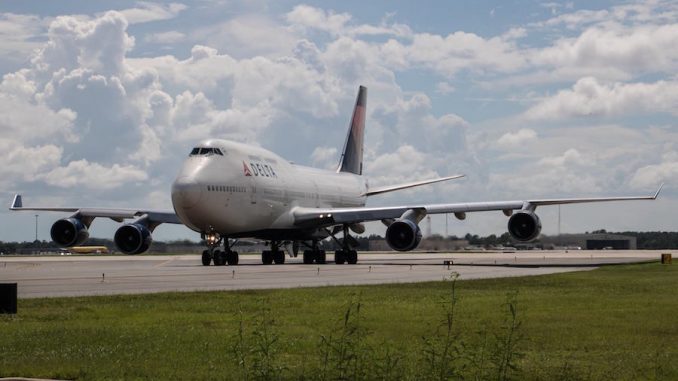 A Delta 747 arrives in Orlando to support relief efforts