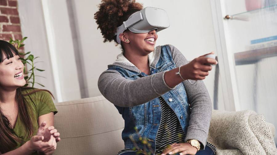 BUSINESS Facebook announces wireless virtual reality headset Oculus Go 12 Oct 2017 12:04pm 3 minutes to read Facebook's Oculus Go