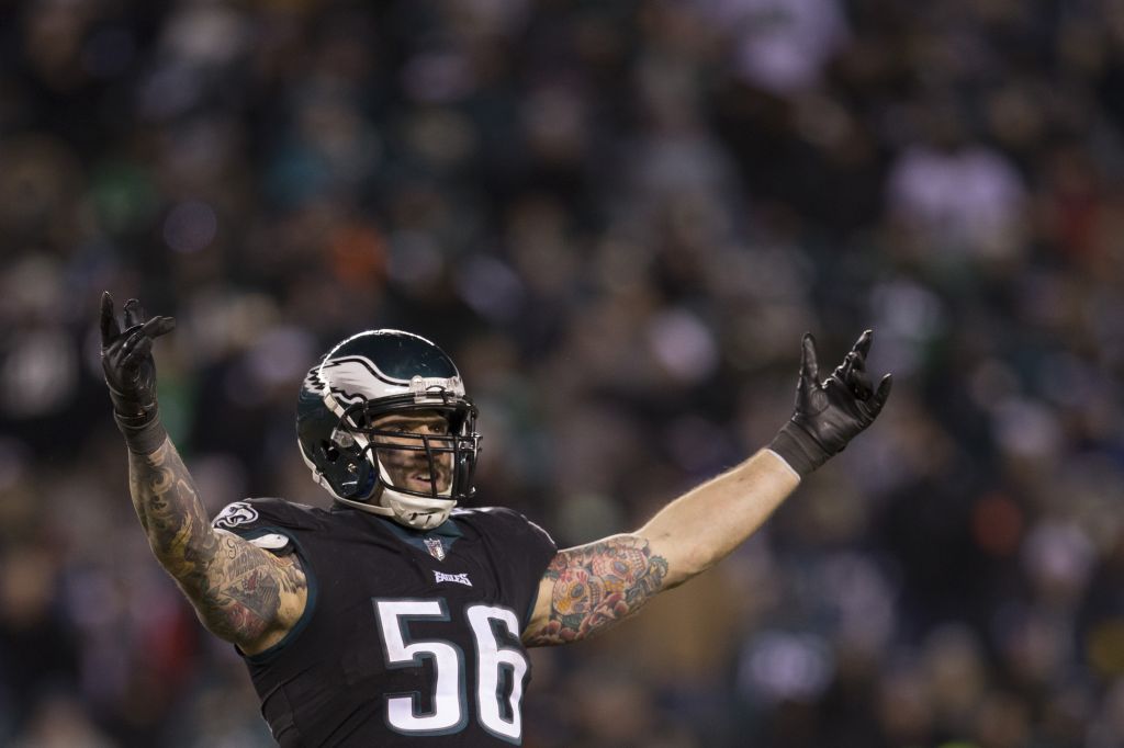 Eagles Chris Long and Le Garrette Blount are chasing a rare feat