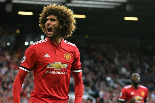 Fellaini part of Mourinho's plans as Man Utd push for new contract