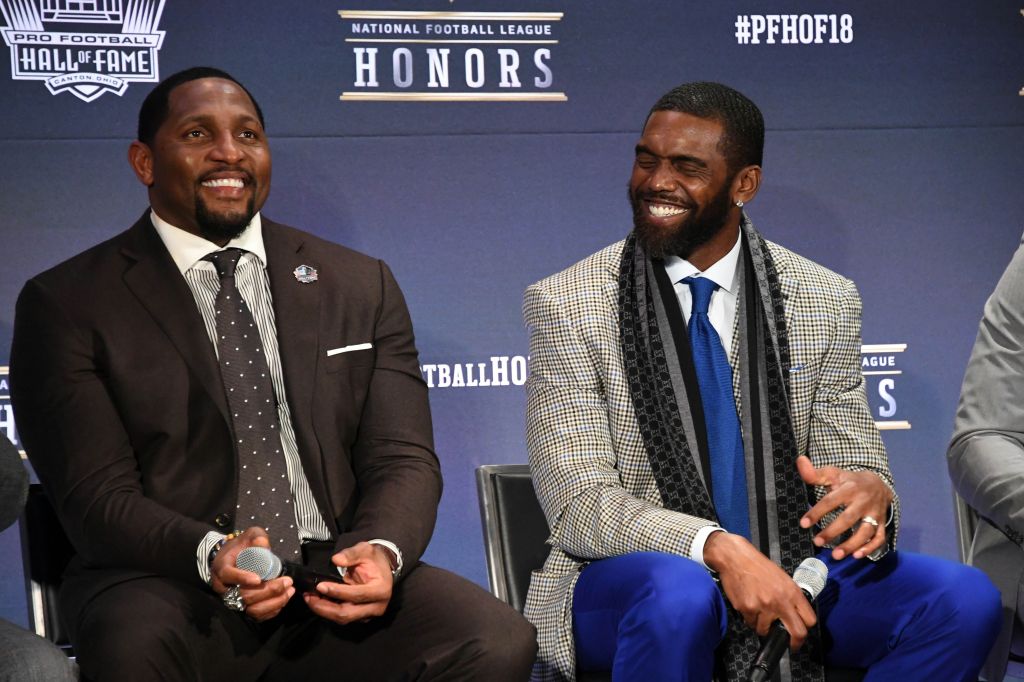 Randy Moss becomes a first-ballot Hall of Famer