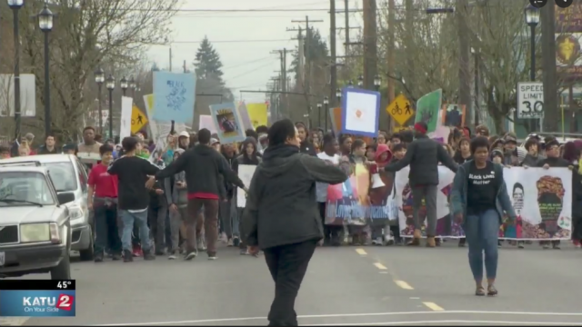 Oregon teacher put on leave due to involvement in walkout