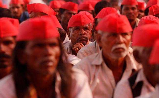 Shiv Sena Says Would Support Protesting Farmers Regardless Of'Red Flags