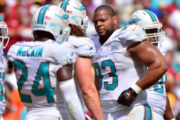 Jets rescind offer for free agent DT Ndamukong Suh