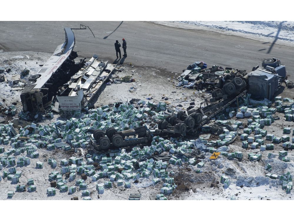 Tears flow as hundreds gather to remember Humboldt Broncos killed in bus crash