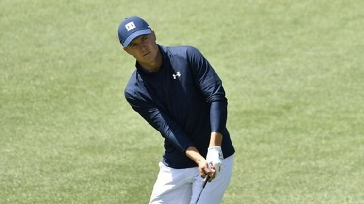 Reed takes 2-shot lead at Masters; Tiger slips