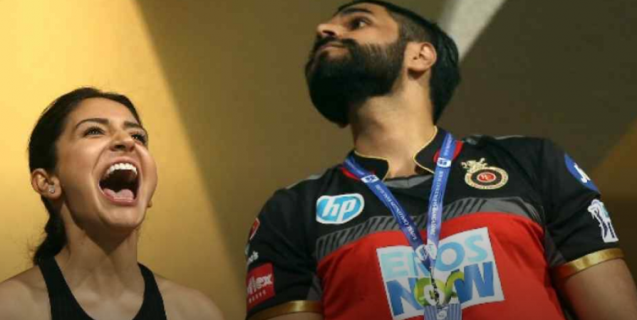 IPL 2018 Anushka Sharma cheers Virat Kohli from Vanity van