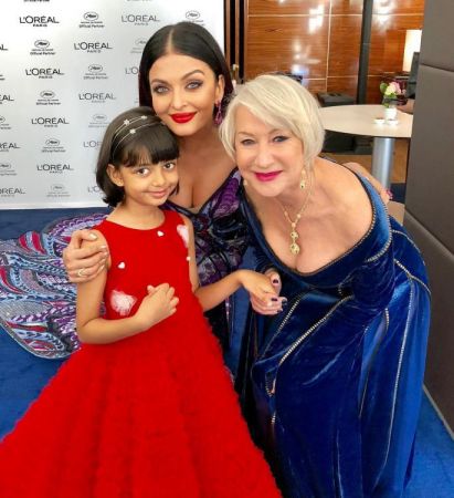 Cannes 2018 Aish Aaradhya an Oscar star Helen Mirren pose candid pic