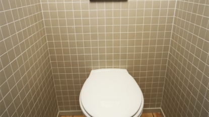 Painful prank, woman gets glued to toilet seat