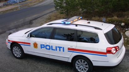 Norway policemen calmly deals with an aggressive drunkard