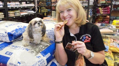 A woman is on pet food for a month, just to prove how nutritious it is