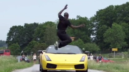 Daredevil man tried to jump over the Lamborghini coming straight to him at the speed of 80 mph