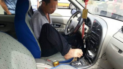 Man with no arms drove more than 100,000 miles just to prove he can drive well