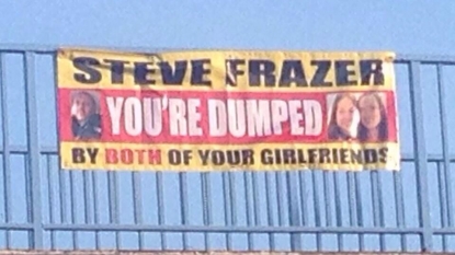 Women dumped their cheat boyfriend with hilarious motorway banner