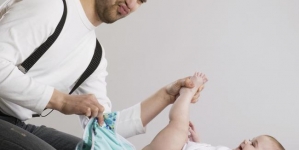 Family got kicked off from the restaurant for changing baby’s diaper on the dinner table