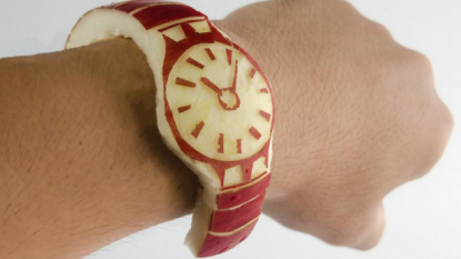 And this is the real Apple Watch – which you can even eat when feels hungry