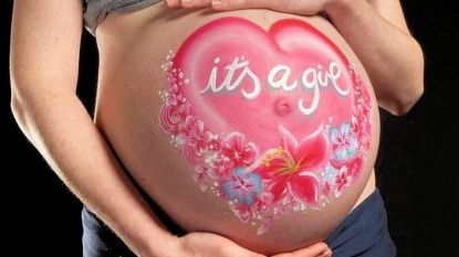 Artist shows her amazing talent on pregnant bellies