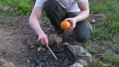 Man explains method of baking a cake using a ‘orange’