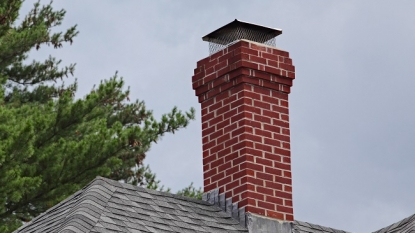 Man got stuck in chimney while trying to get into the house of girlfriend