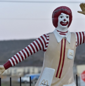 Students arrested for stealing Ronald McDonald mannequin