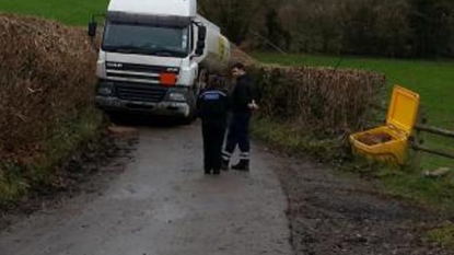 Man got stuck with his truck after following the electronic directions