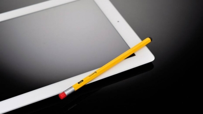 Apple is going to launch 13 inch business iPad with stylus this year