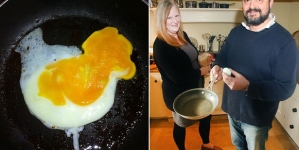 Chicken appeared in the frying pan while preparing egg